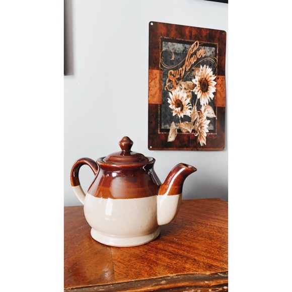 Vintage Ceramic Teapot - Picture 1 of 1